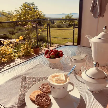 Nyaraló Napkelte Szigliget